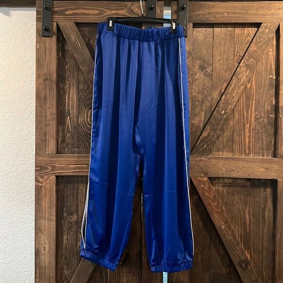 Gracia Pants - NWT Gracia satin rhinestones sides dress loose pants Sz-1XL